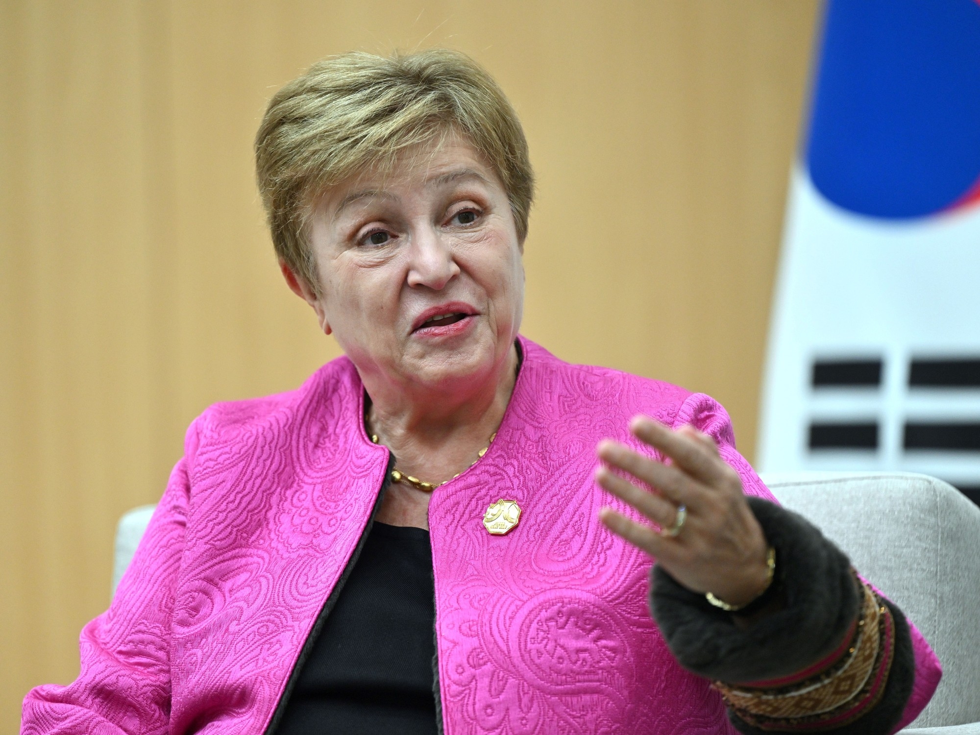 An diesem Montag sind Schulden in Höhe von 850 Millionen US-Dollar beim IWF fällig, und die Zinszahlungen im Ausland belaufen sich bereits auf mehr als 100 Milliarden US-Dollar über einen Zeitraum von zehn Jahren.