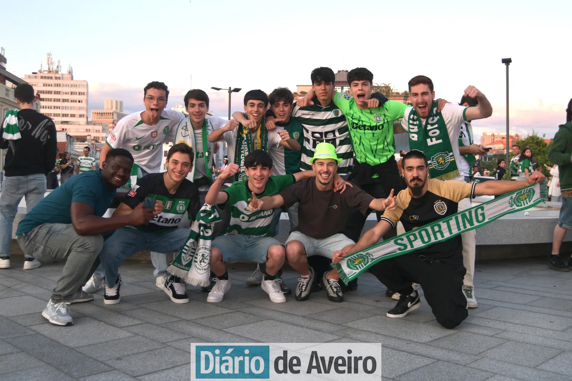 Beelden van de viering van de titel van Sporting in Aveiro