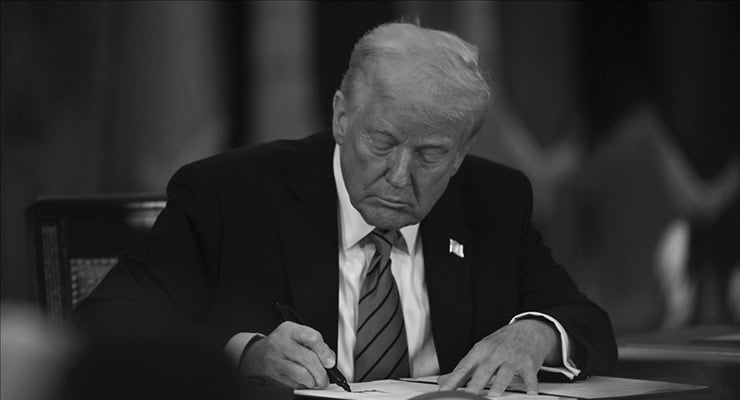 Trump unterzeichnet Stablecoin-Gesetz: Wir haben die USA zur Krypto-Hauptstadt der Welt gemacht