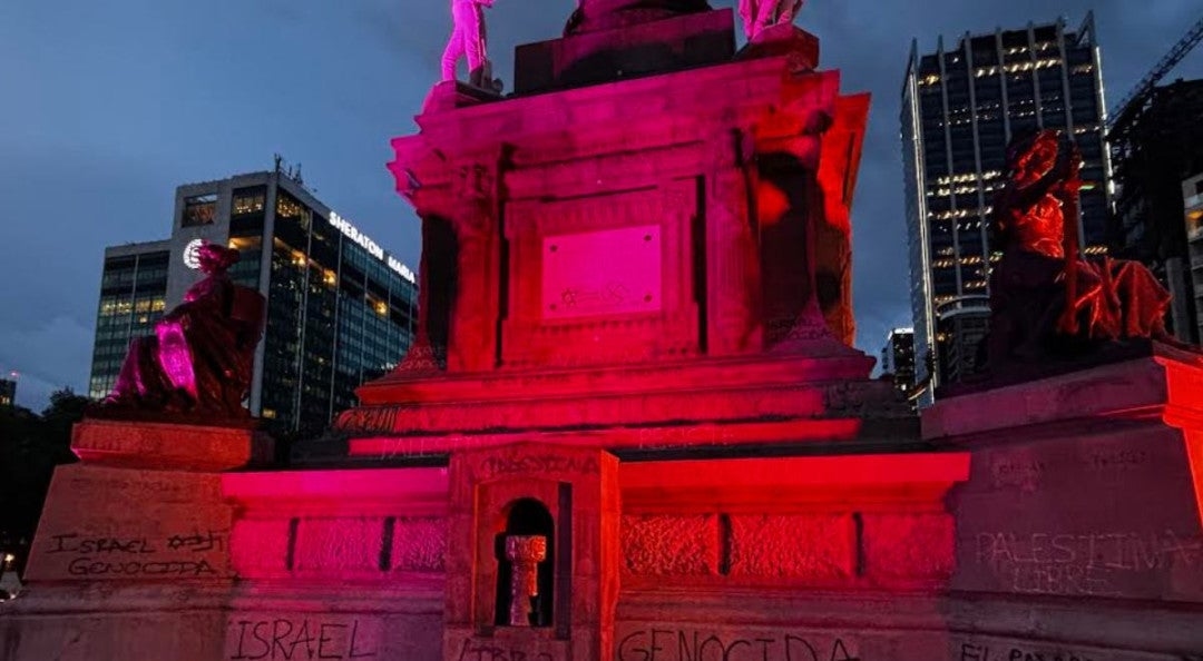 Vandalizan una vez más columna del Ángel de la Independencia