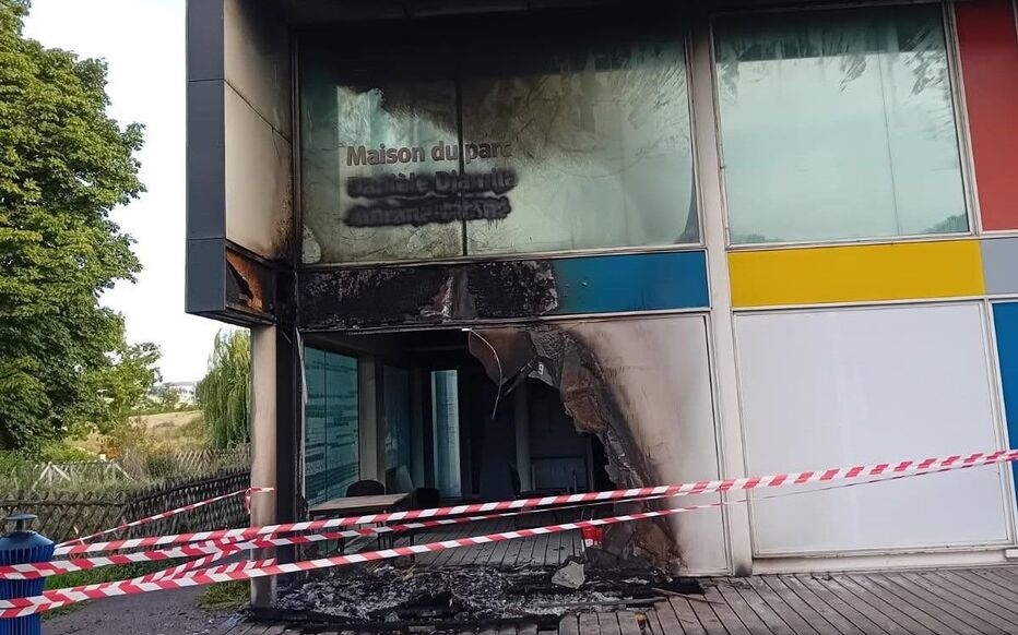 Bobigny (93): the Socialist Party departmental council names a public building after an FLN terrorist (Update: the building burned down)