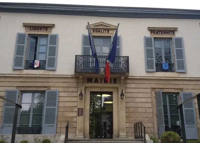 Saint-Genis-Laval (69). Despite signing a charter, a wedding procession goes off the rails: four large vehicles towed, a barrage of speeding tickets and illegal parking.