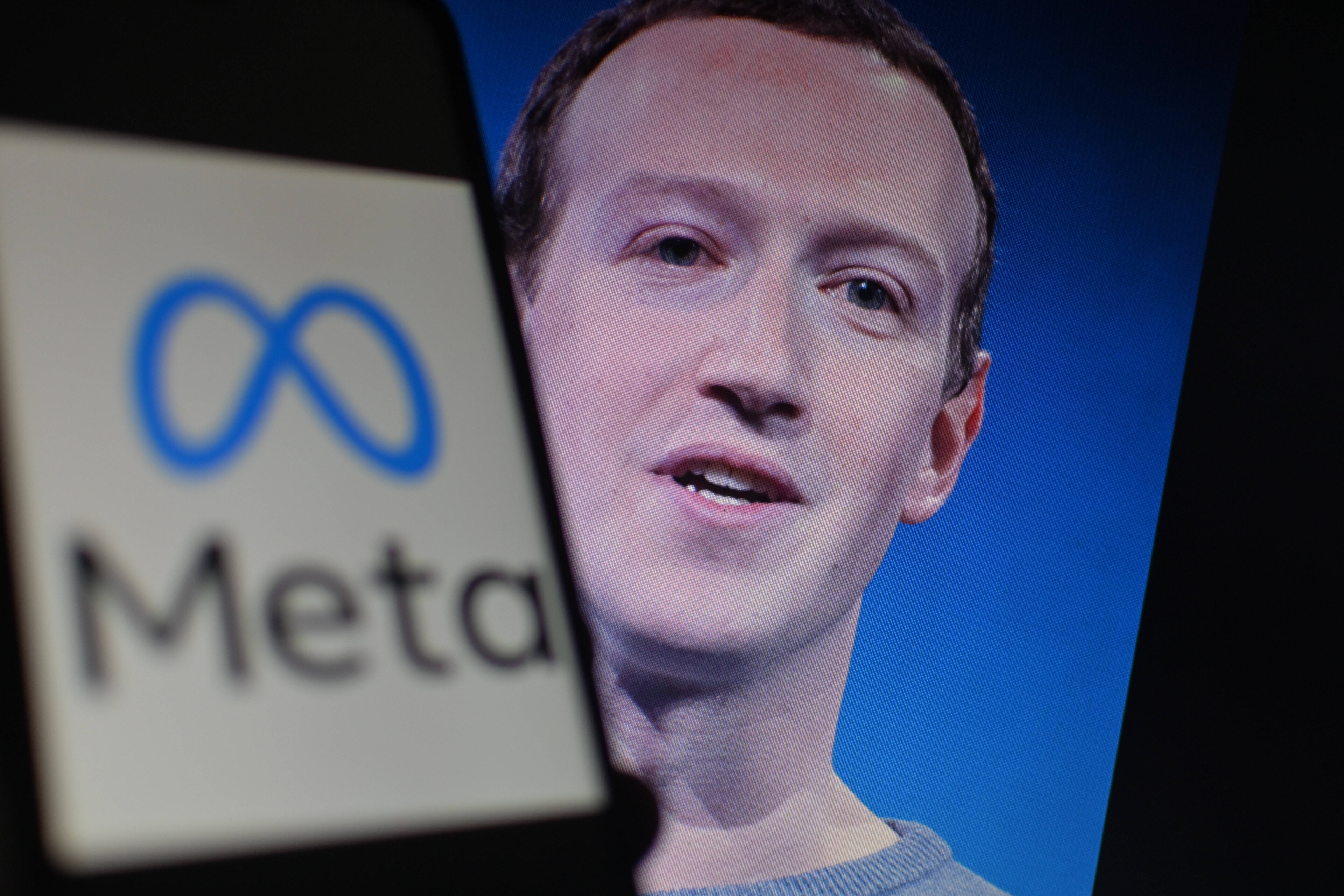 Corporaciones digitales: ¿La apuesta de Zuckerberg por la IA dará sus frutos en el negocio de la publicidad?