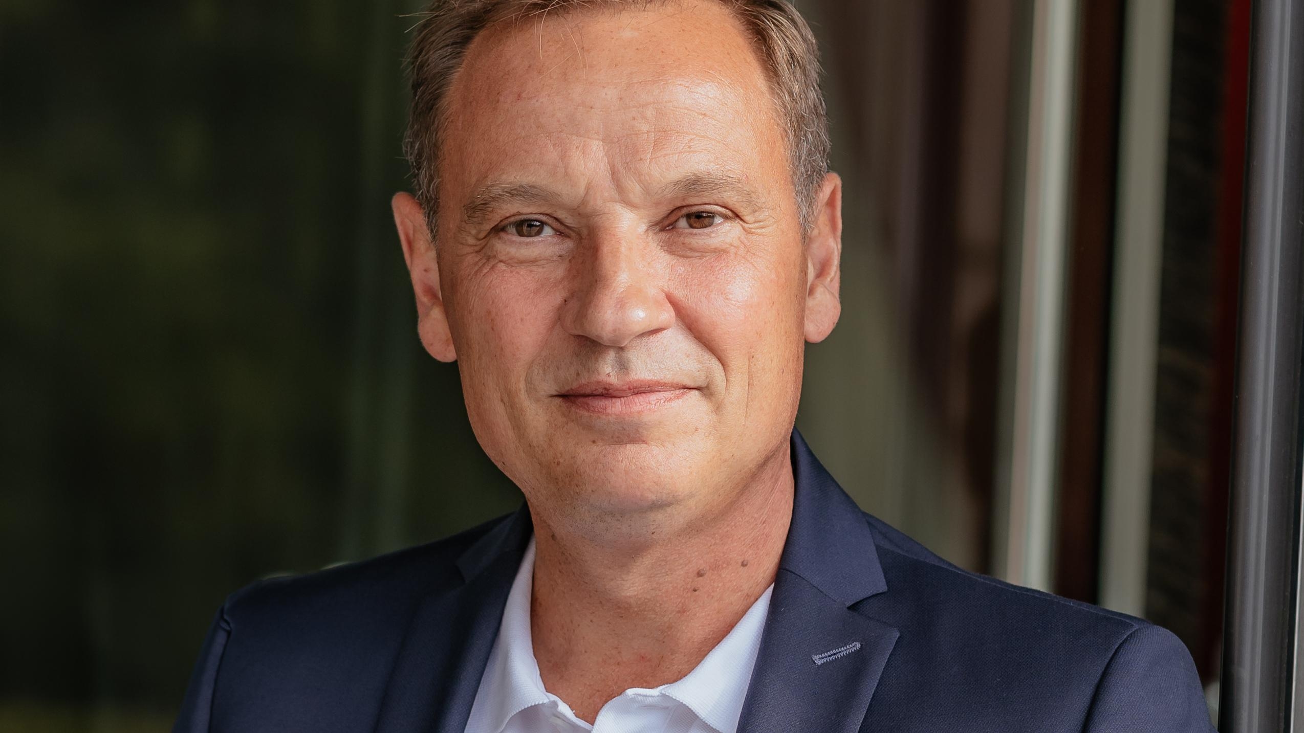 Thorsten Schulz assume la direzione, Lennart Harendza se ne va: un altro cambio al vertice di MAGNA Global Mediaplus