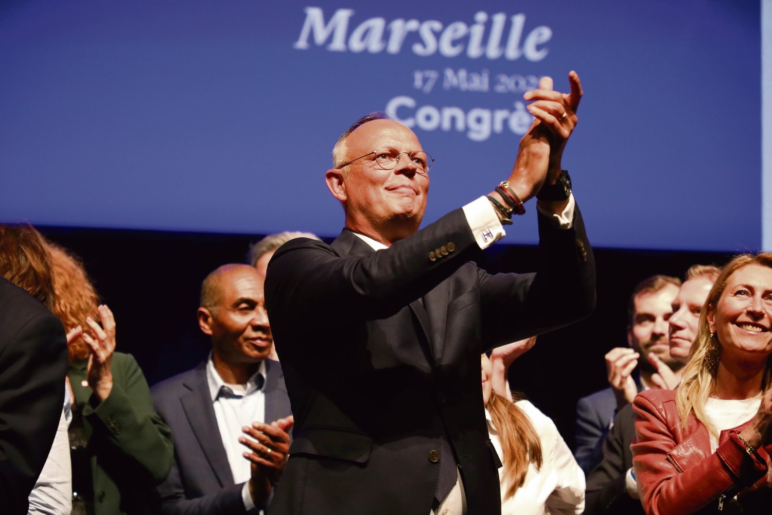 En meeting à Marseille, Édouard Philippe se pose en alternative… à droite