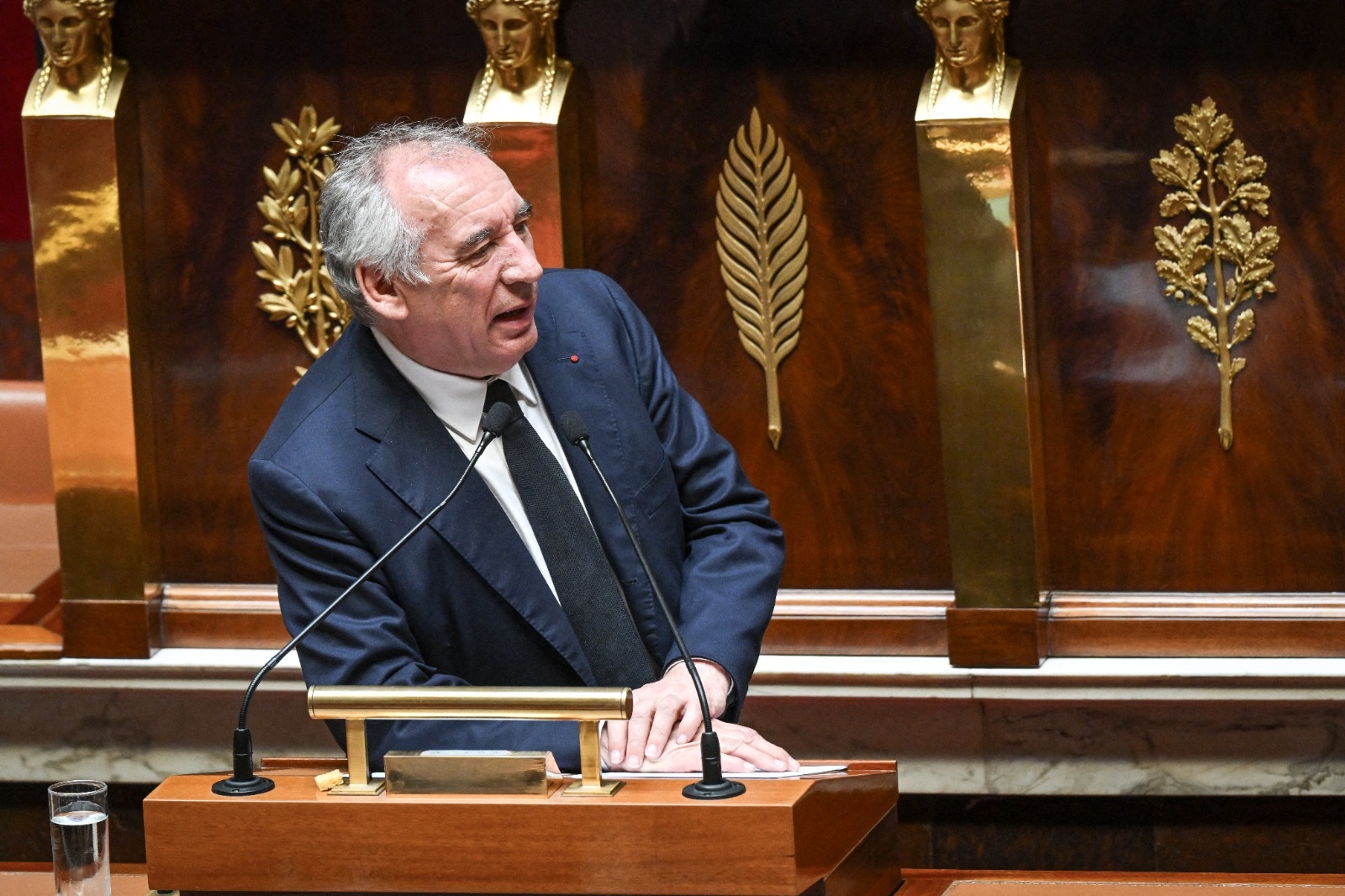 Reforma de las pensiones: Bayrou hace de ilusionista para intentar que la gente olvide su fracaso