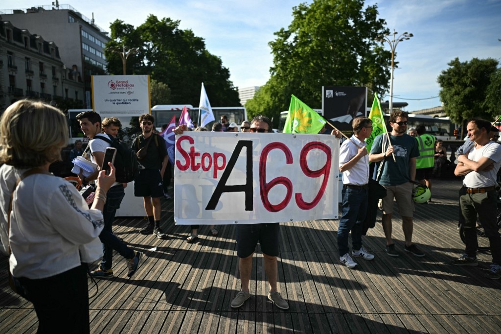 A69: Três activistas pró-autoestradas condenados, num clima cada vez mais violento contra opositores da obra