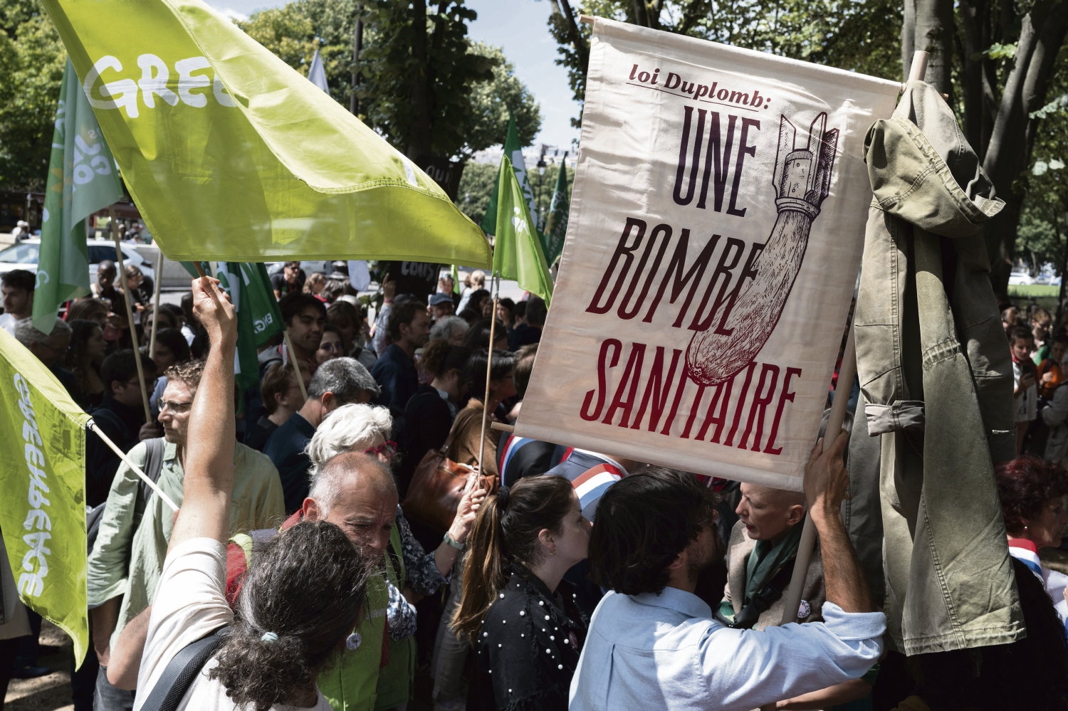 Duplomb-Gesetz: Wie der Staat seine gerichtliche Straflosigkeit angesichts von Umweltschäden organisiert