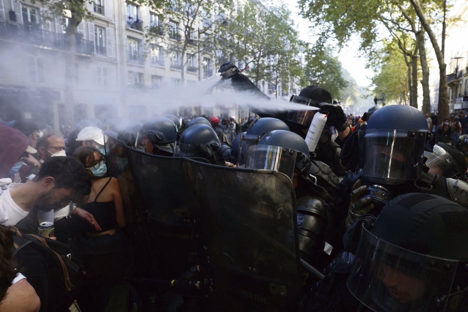 Represión de las manifestaciones del 18 de septiembre: Bruno Retailleau, pirómano frustrado