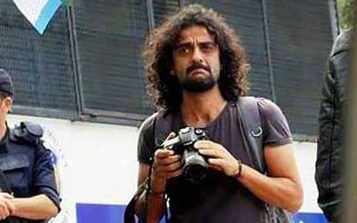 Il giornalista Hakan Tosun è morto dopo essere stato aggredito