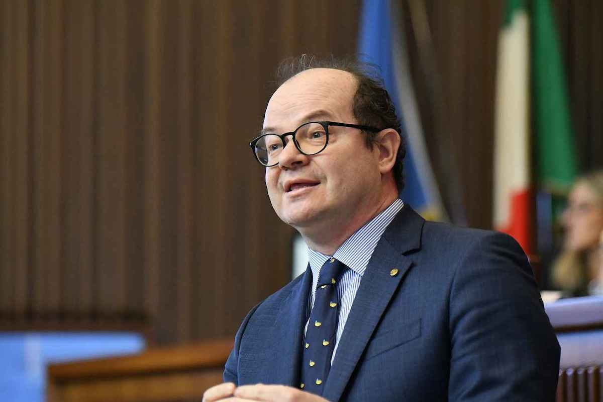 A Região destinou € 200.000 para aprovações e segurança em instalações esportivas.