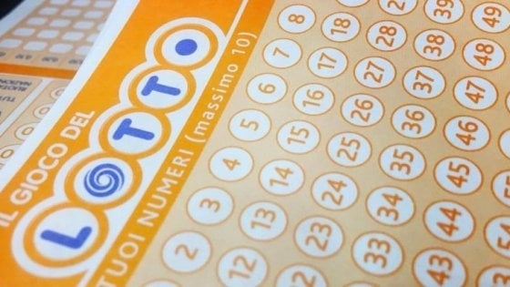 Сегодняшние тиражи Lotto, SuperEnalotto и 10eLotto во вторник, 13 мая 2025 г.