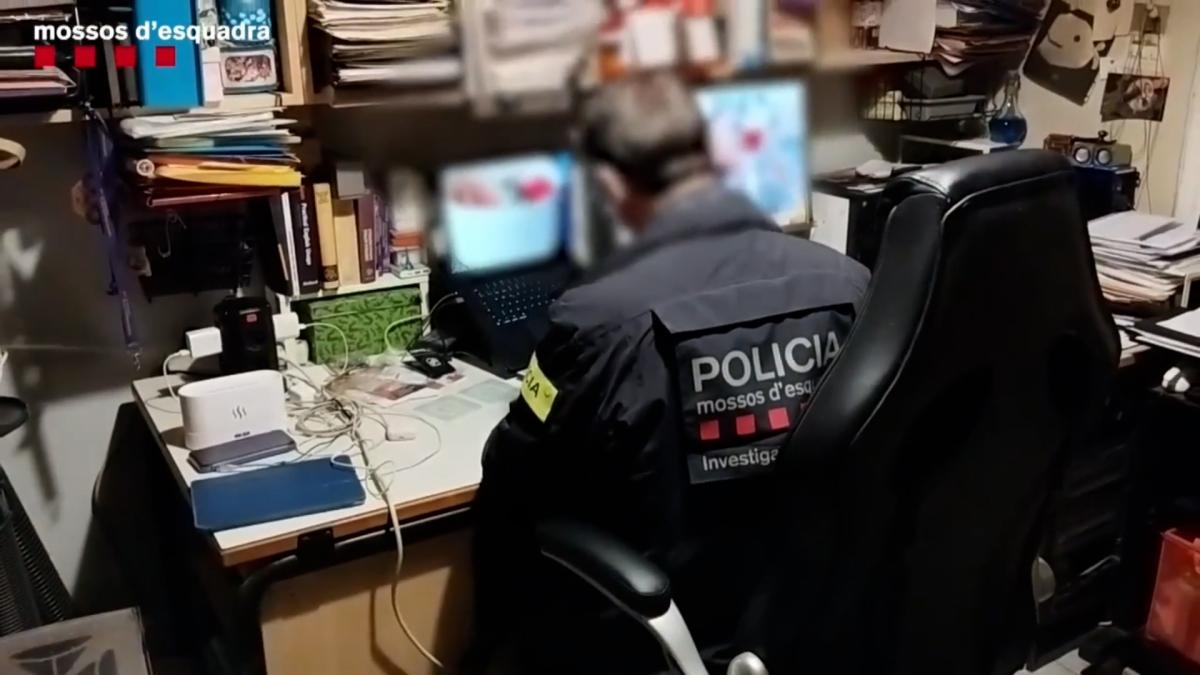 La rete di pedofili sapeva che la vittima di cui si prendevano cura era minorenne: "Ha 13 anni, vale questo e molto di più".