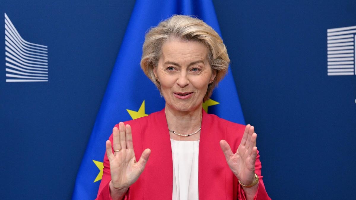 Von der Leyen esorta Trump a rispettare le scadenze dei negoziati commerciali
