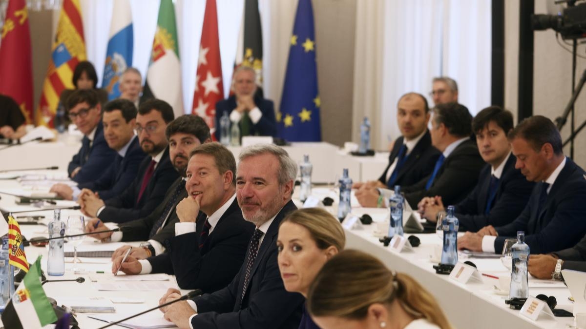 Ayuso mette in ombra il piano del PP di chiedere elezioni anticipate