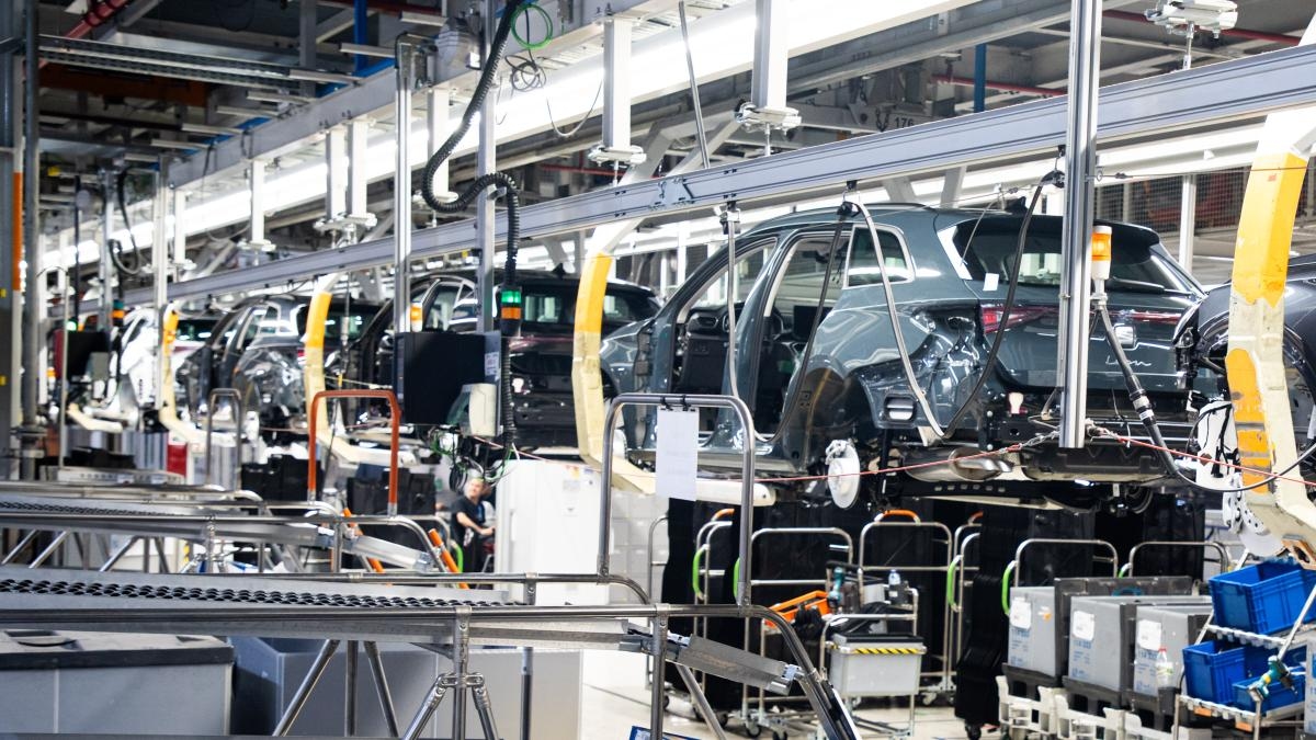Sinds 2000 heeft de industrie haar bijdrage aan de economie met zes punten verminderd.