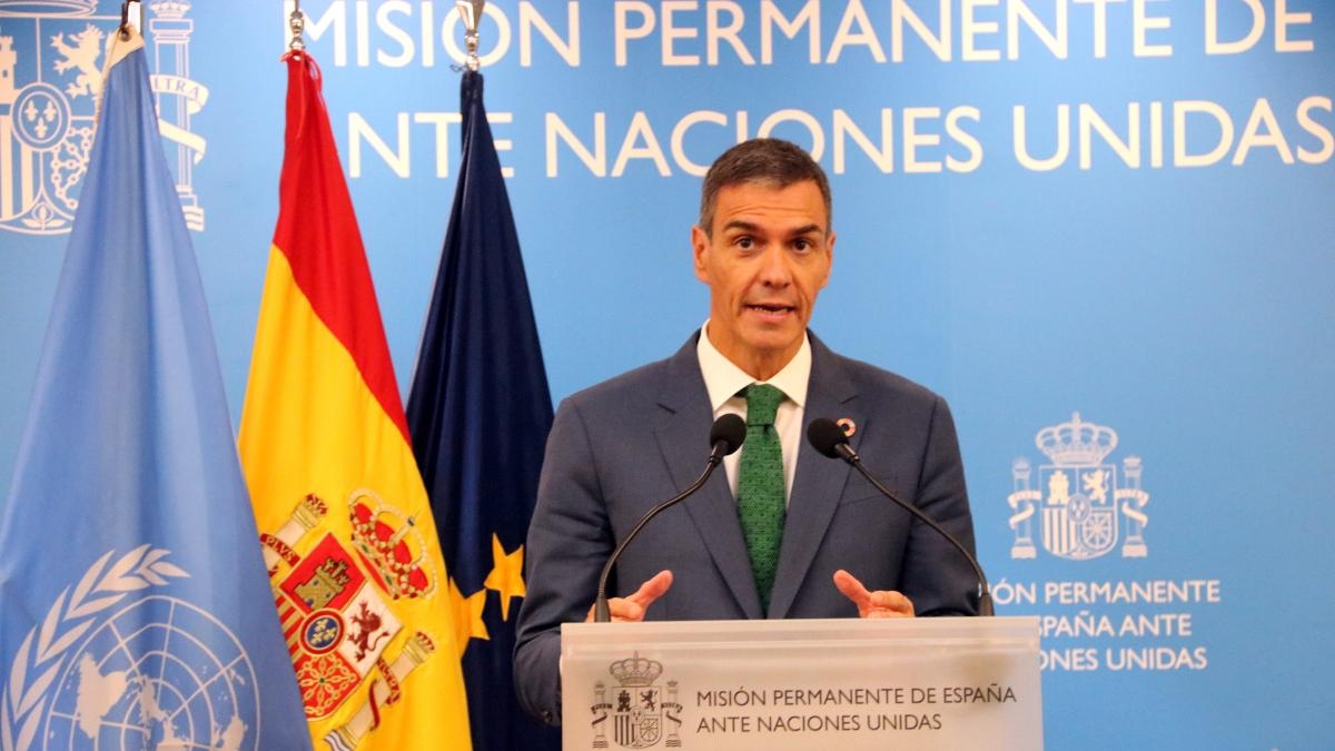 Sánchez stuurt een schip om de humanitaire vloot die naar Gaza vaart te beschermen.