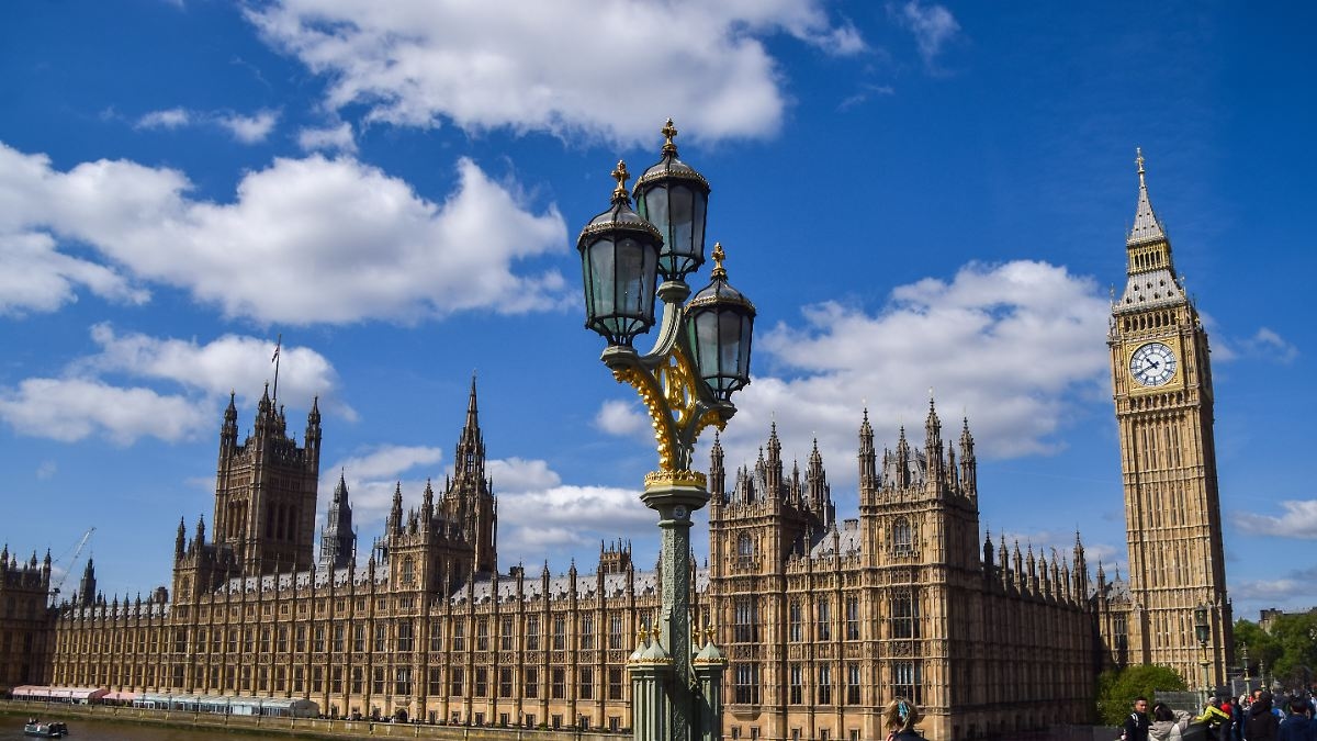 Germans also affected: London imposes stricter visa rules
