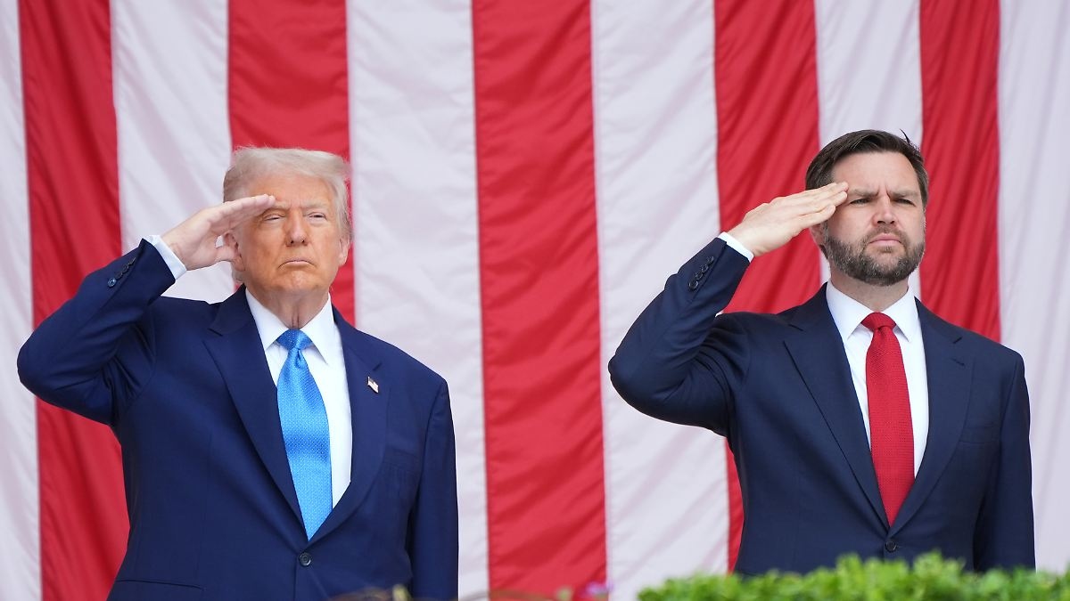 If they become the 51st state: Trump offers Canada the "Golden Dome" for free