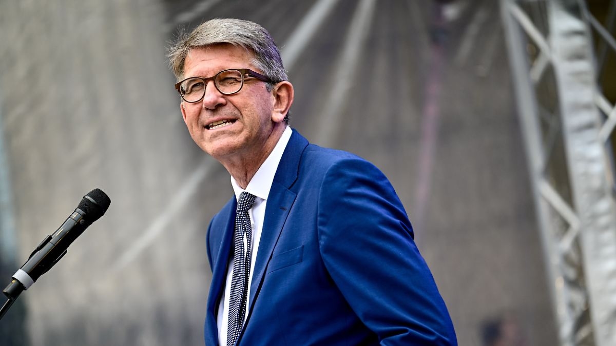 'Bekrompen cultuuroorlogsreflexen': Staatsminister voor Cultuur Weimer bekritiseert linkse alarmisme