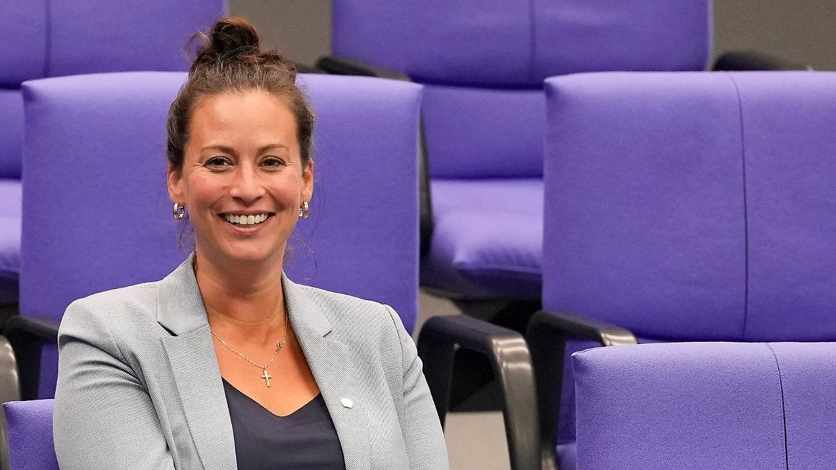 Hala cevapsız sorular: Gece vakti ültimatom - CDU sayıyor Caroline Bosbach