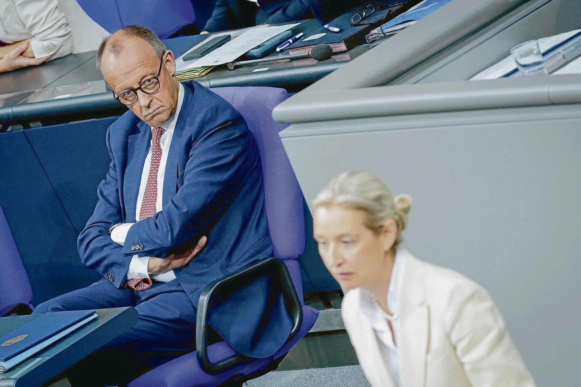No elección de jueces constitucionales | Tras el bloqueo de la elección de jueces constitucionales: El partido negro-azul se avecina
