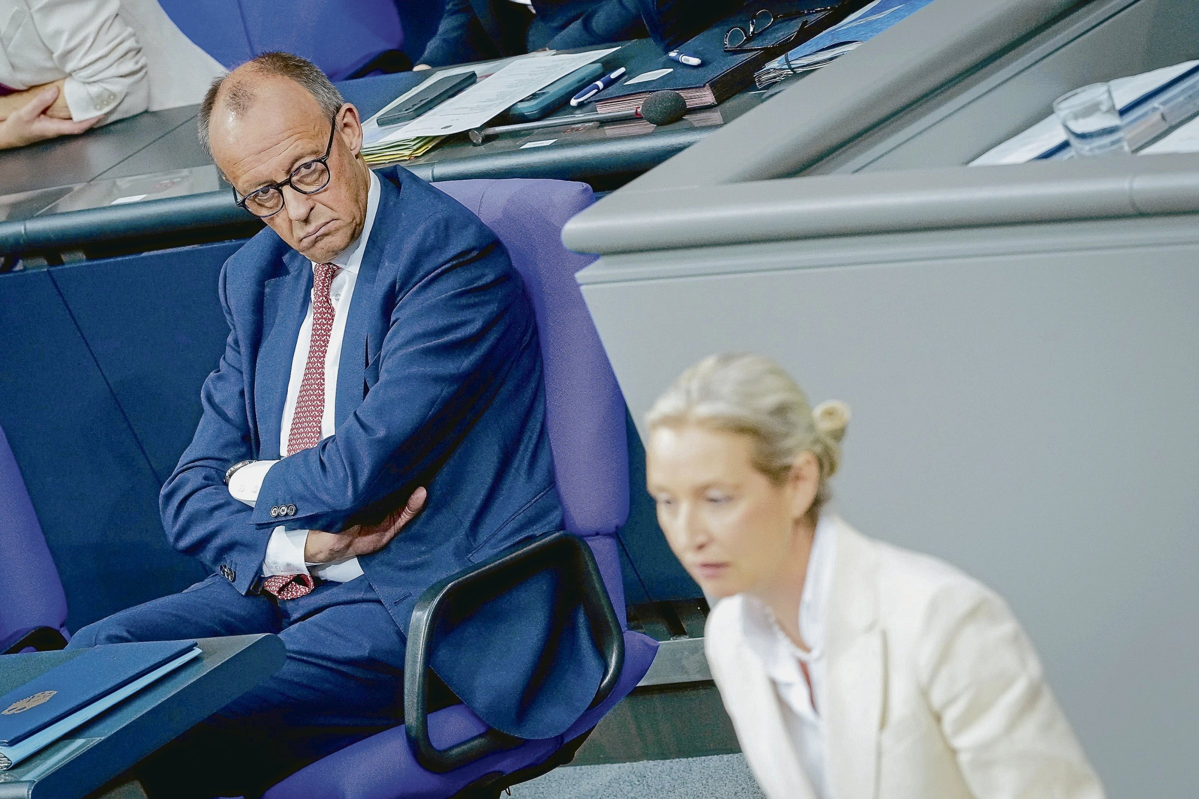 No elección de jueces constitucionales | Tras el bloqueo de la elección de jueces constitucionales: El partido negro-azul se avecina