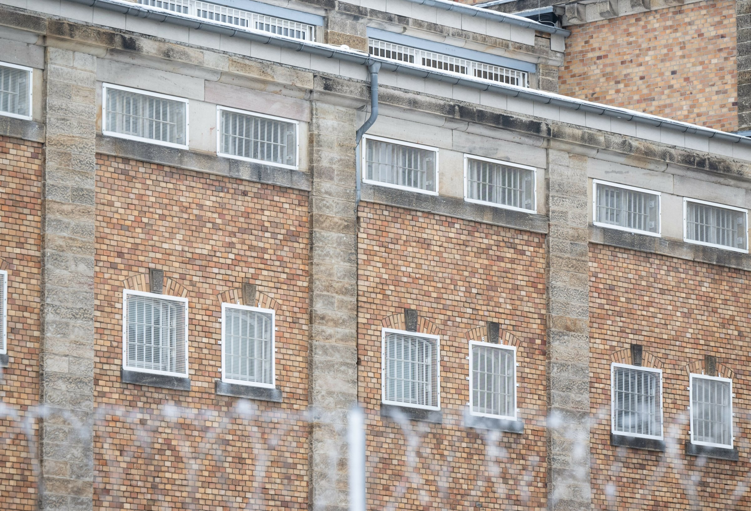 Correctional system | Simply abolish prisons