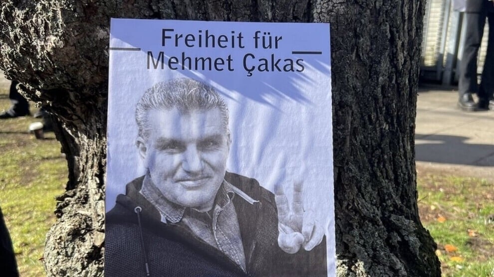 PKK üyeliği | Mehmet Çakas: Yargılamaya rağmen sınır dışı