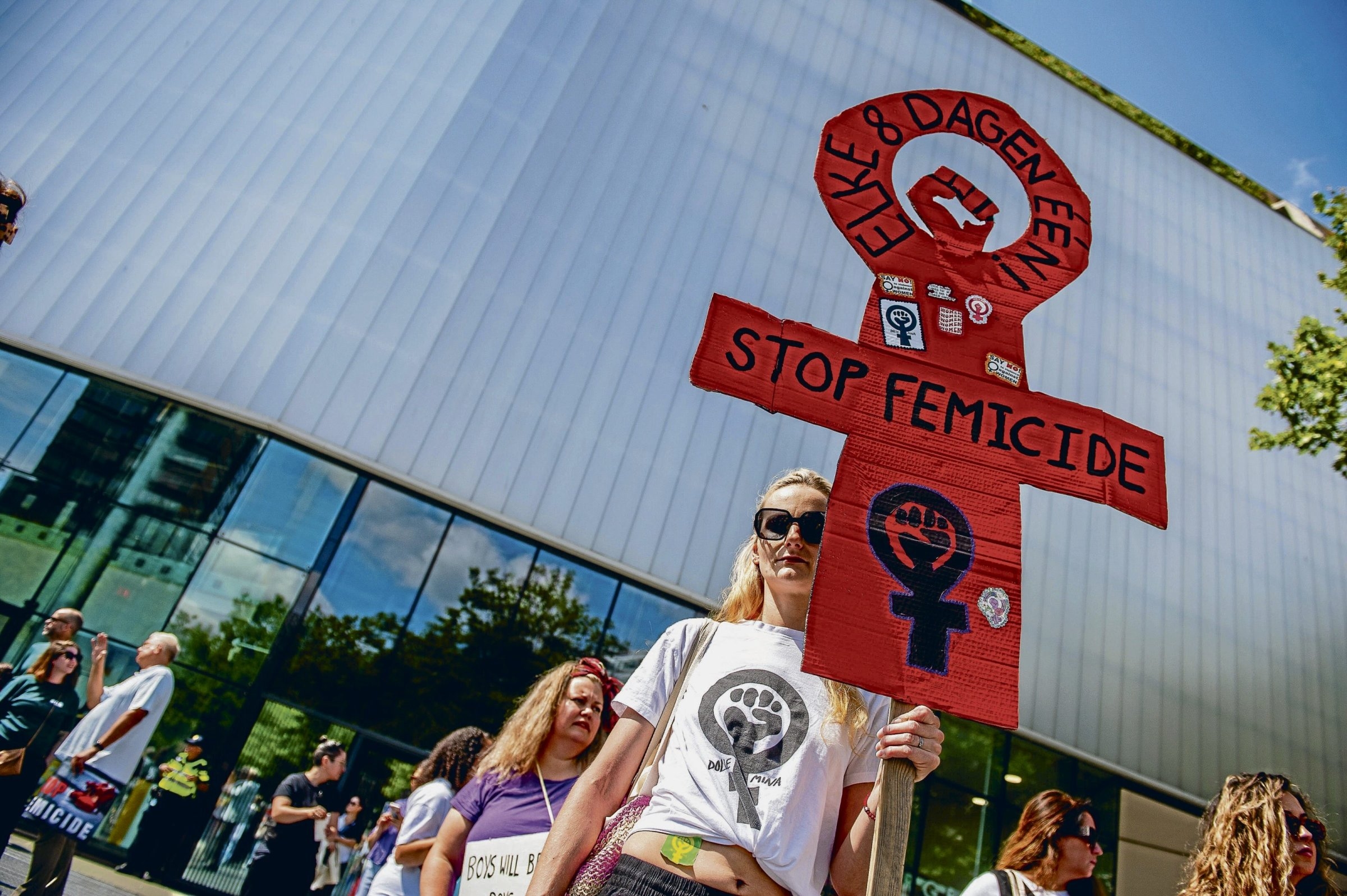 Crimes haineux | Contre la violence faite aux femmes