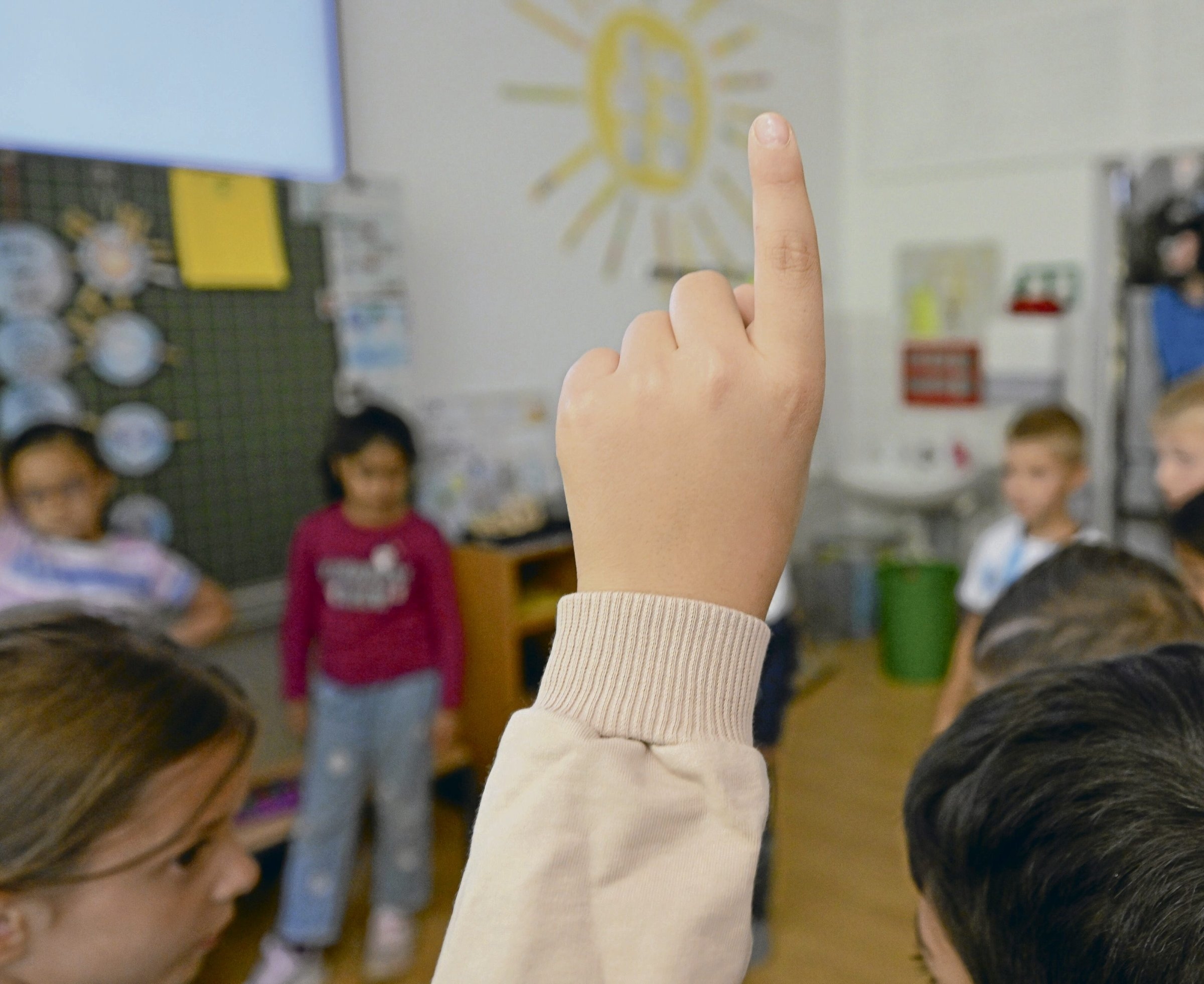Lehrermangel | Bildungspolitik: Akute Schulprobleme Ost