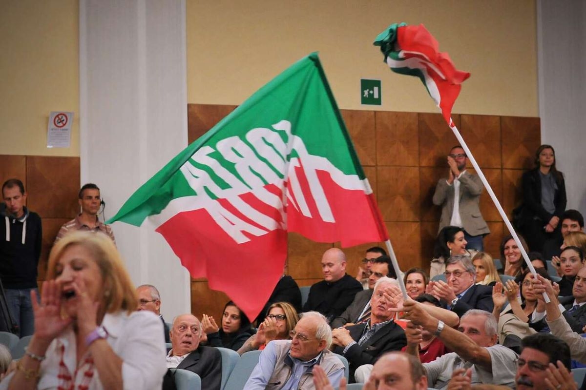 Forza Italia, yeni gençlik temsilcisi Vannacci'yi yerden yere vurdu: "Korkaklığın generali"