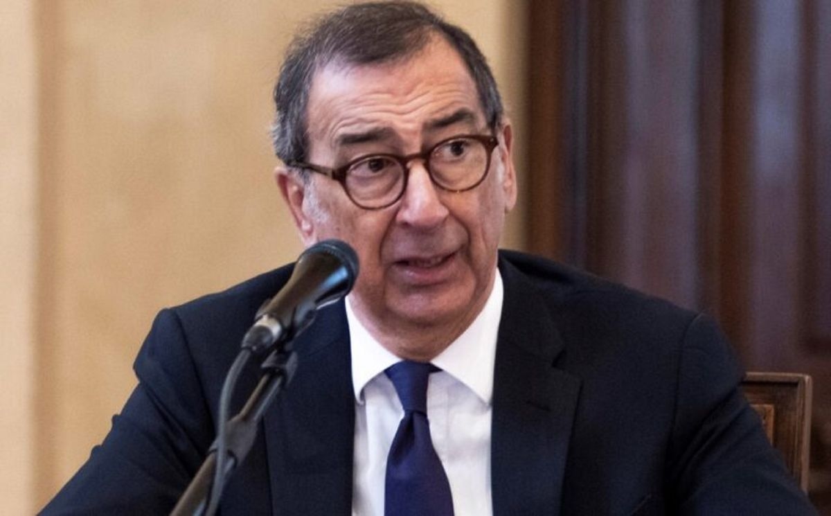Milano, bufera sull’urbanistica: tra gli indagati anche il sindaco Beppe Sala