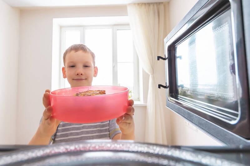 Choroby przewlekłe: Jeśli to możliwe, unikaj kontaktu z plastikiem w dzieciństwie