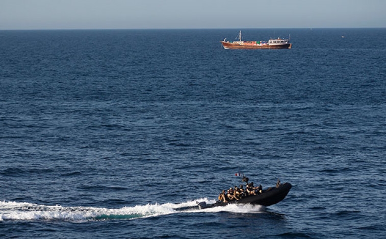 Европске снаге спасиле 24 морнара са танкера који су напали пирати код обала Сомалије