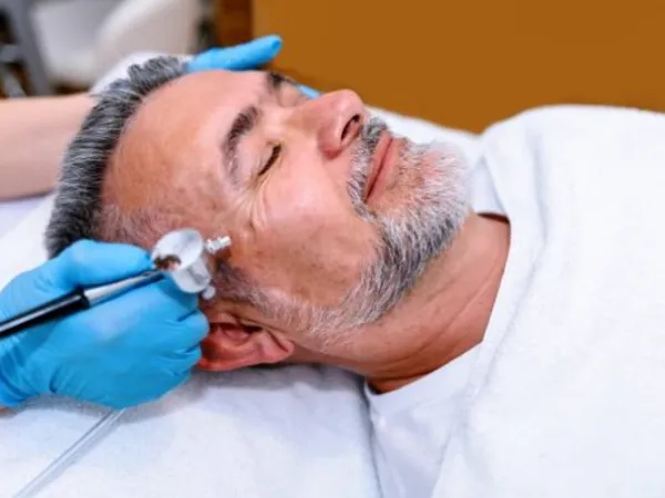 Plastic surgery: what are the most common operations and where are they performed most?