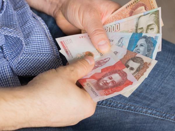 Kiedy będzie należny zwrot podatku VAT w maju 2025 r.?