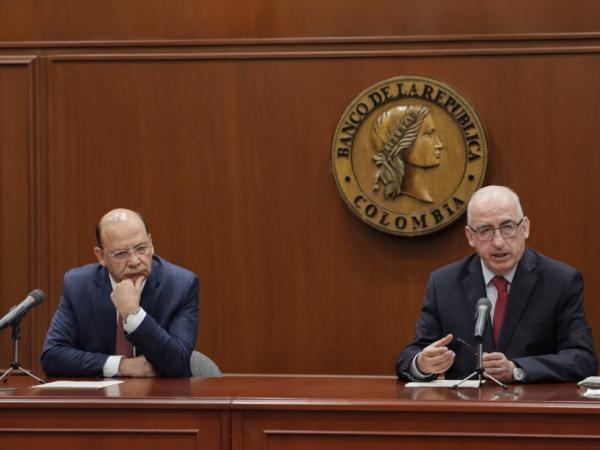 Il bilancio del 2026 avrebbe indotto la Banca della Repubblica a non abbassare il tasso.