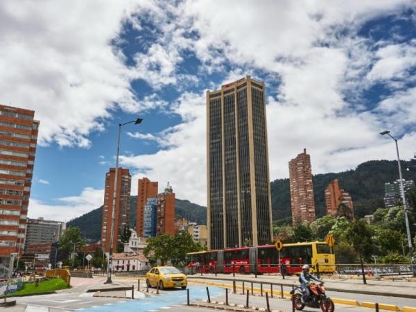 Eğer Bogota'da yaşıyorsanız cüzdanınızı hazırlayın çünkü iki vergi reformu geliyor.