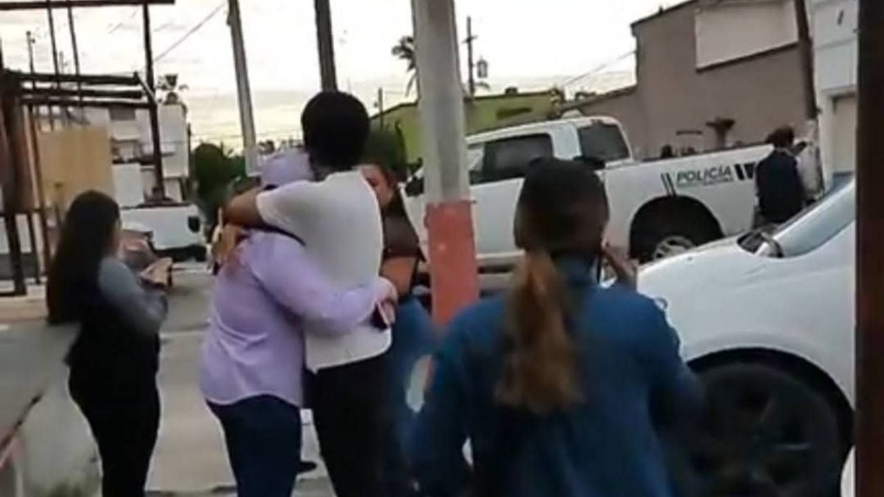 Cadereyta-Reynosa otoyolunda kaybolan üç kadın ve bir erkek bulundu.