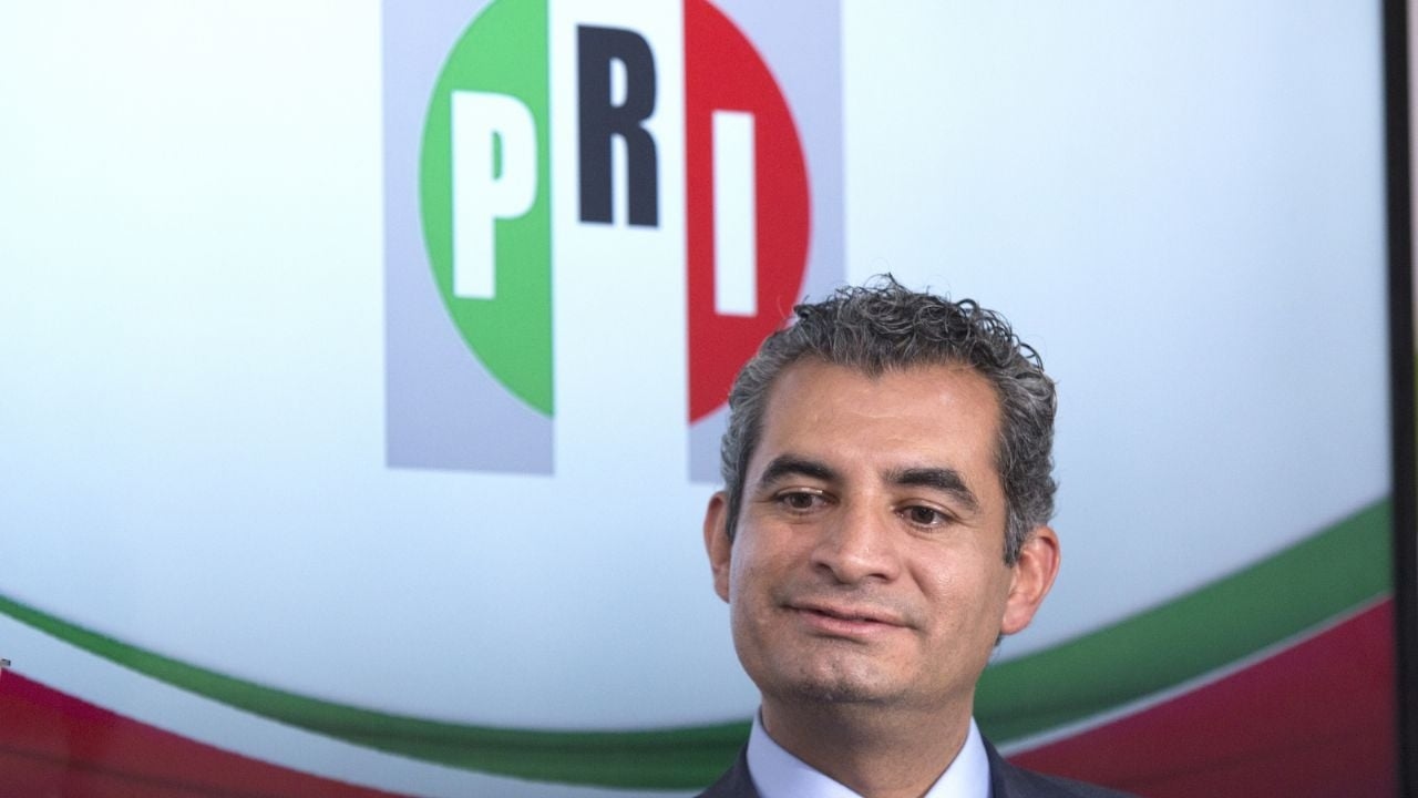 Setback for Alito: The Electoral Tribunal reverses Enrique Ochoa Reza's expulsion from the PRI.