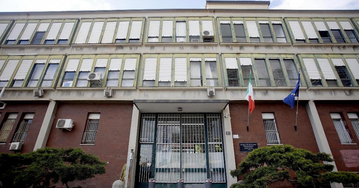 A 17-year-old escapes from Milan's Beccaria juvenile prison.