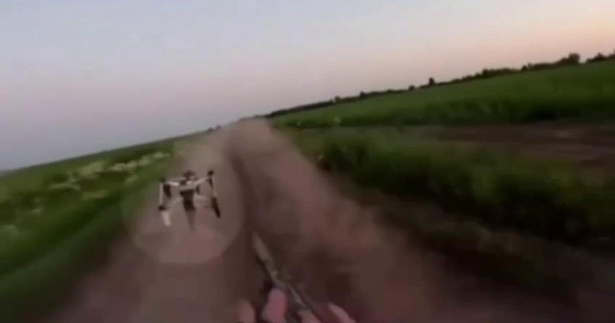 Ukrayna'ya ait kamyonetle ilgili korkular arttı: Rus insansız hava aracı geldi, araca çarptı ama patlamadı