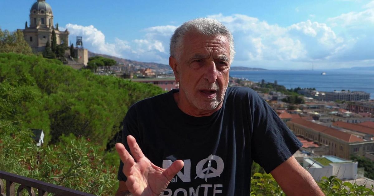 Former Messina Mayor Accorinti, the No Bridge Movement, says: "We're ready to occupy."
