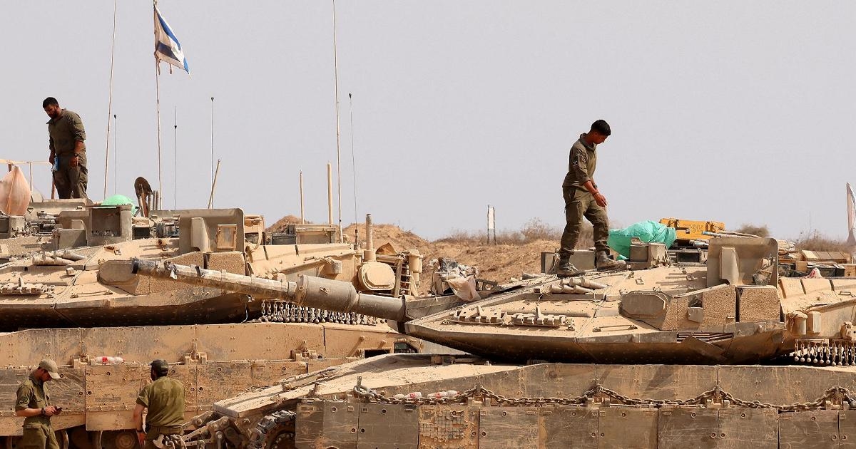 The Israeli army approves the general outline for the occupation of Gaza. Cairo is working on a truce.