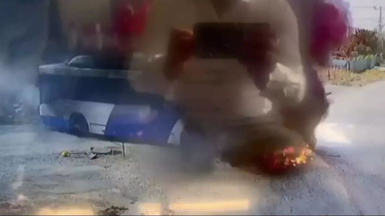 Un autobús EGO estalla en llamas en Ankara