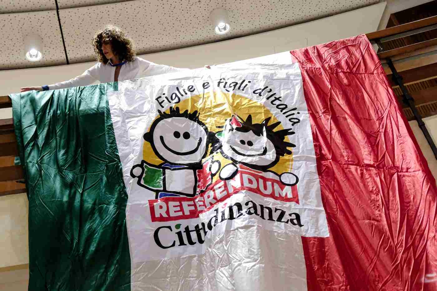 Votiamo ai referendum per salvare i migranti dalla furia dei sovranisti