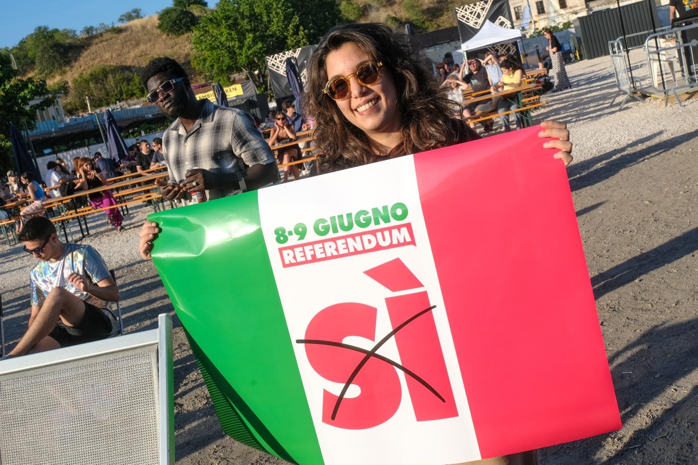 Referandumlarda Repubblica ve Corriere patronların ve onların çıkarlarının yanında yer alıyor