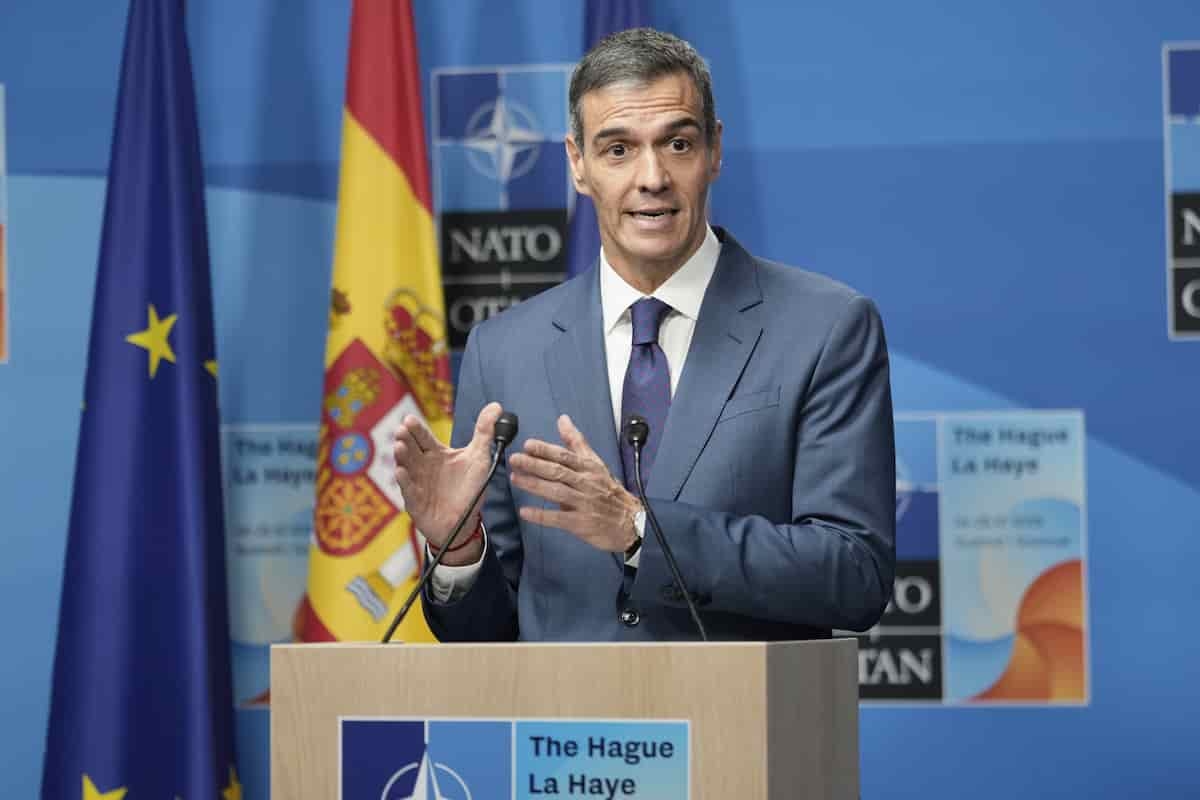 Why Spain will spend 2% instead of 5% on weapons and security, the NATO summit waiver and Trump's threats