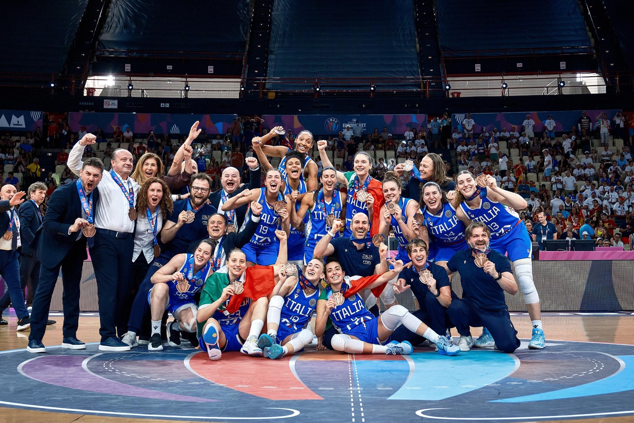 The historic Bronze of the Italian women's basketball team at the 2025 European Championships: the medal won after 30 years